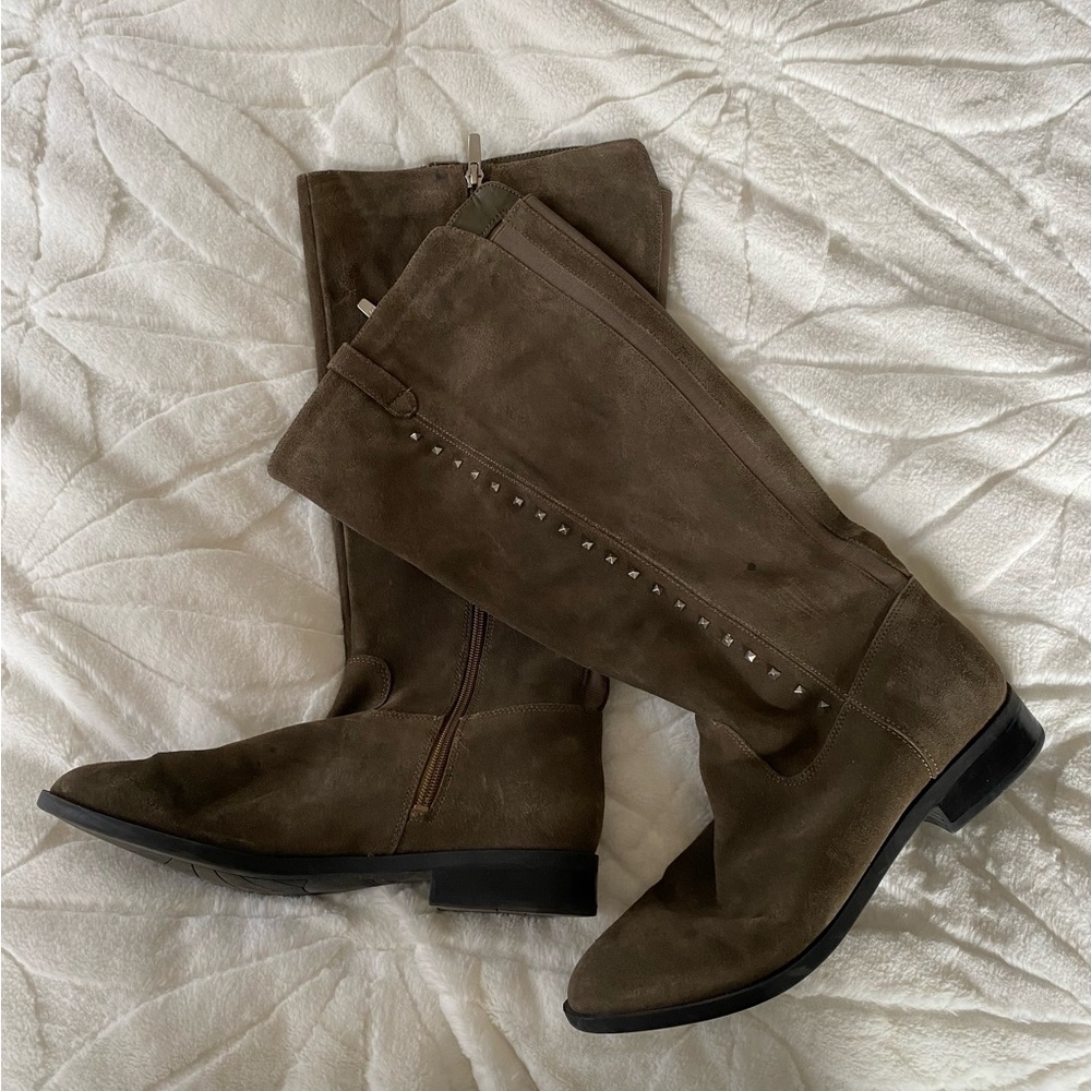 Vince Camuto 11W wide calf suede boots